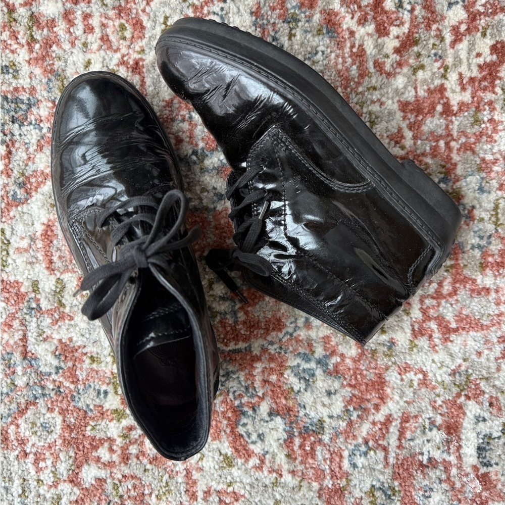 Tods Patent Leather Lace Up Bootie